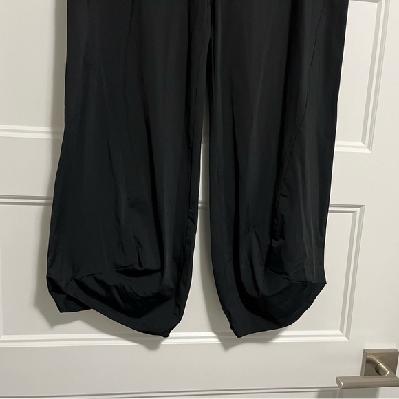 Joseph Ribkoff Ladies Cropped Baggy Pants - Picture 2 of 9